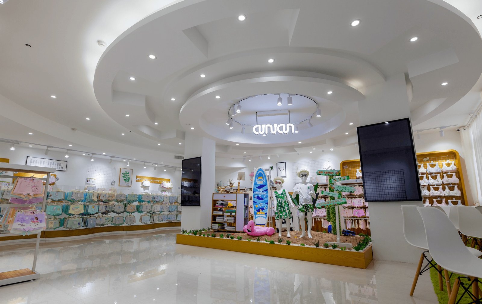 AINIAN underwear showroom