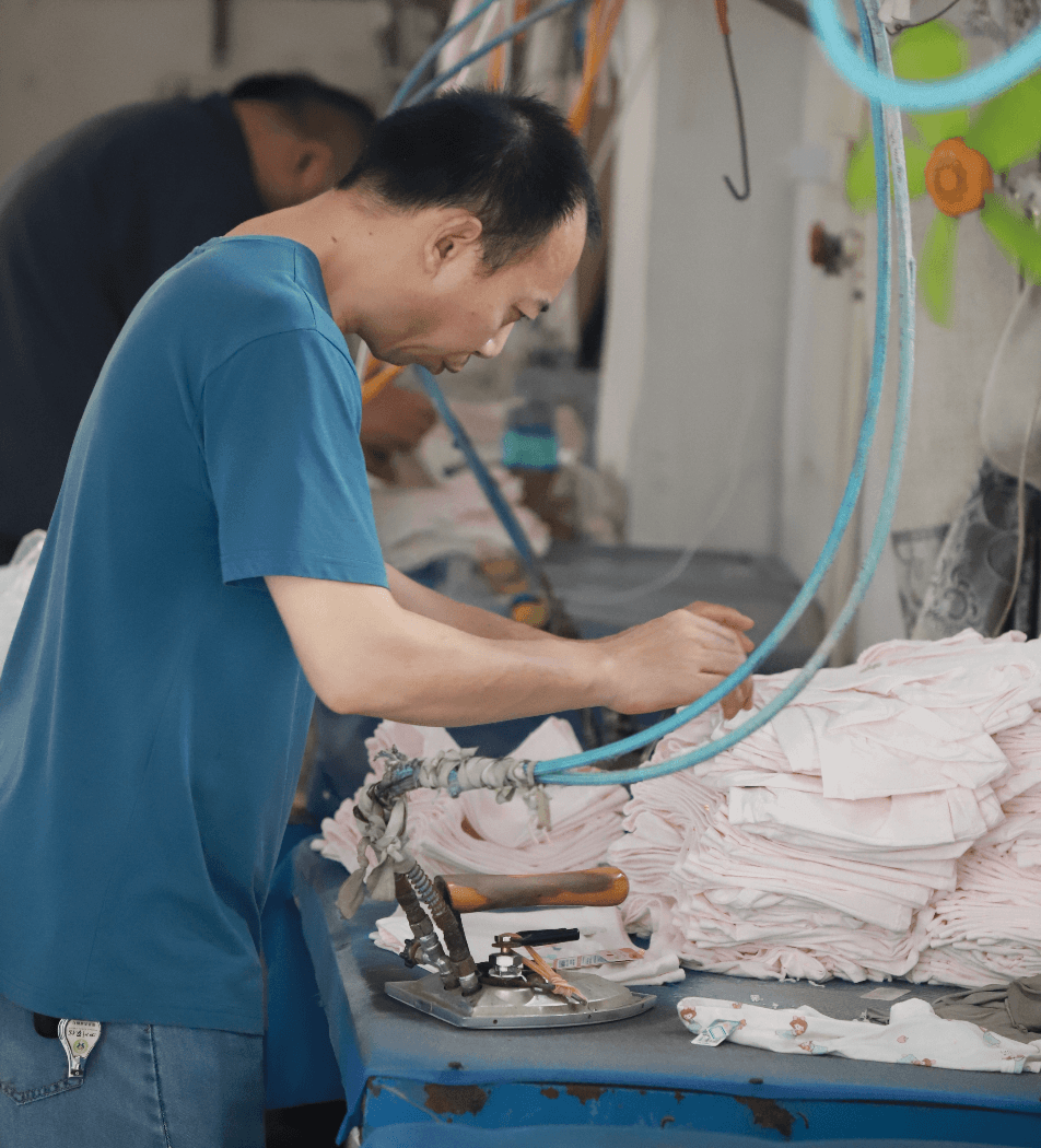 Pressing and finishing process at AINIAN